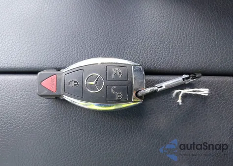 2018 Mercedes-Benz Glc 300 из США, поврежденный, VIN WDC0G4JBXJV015557